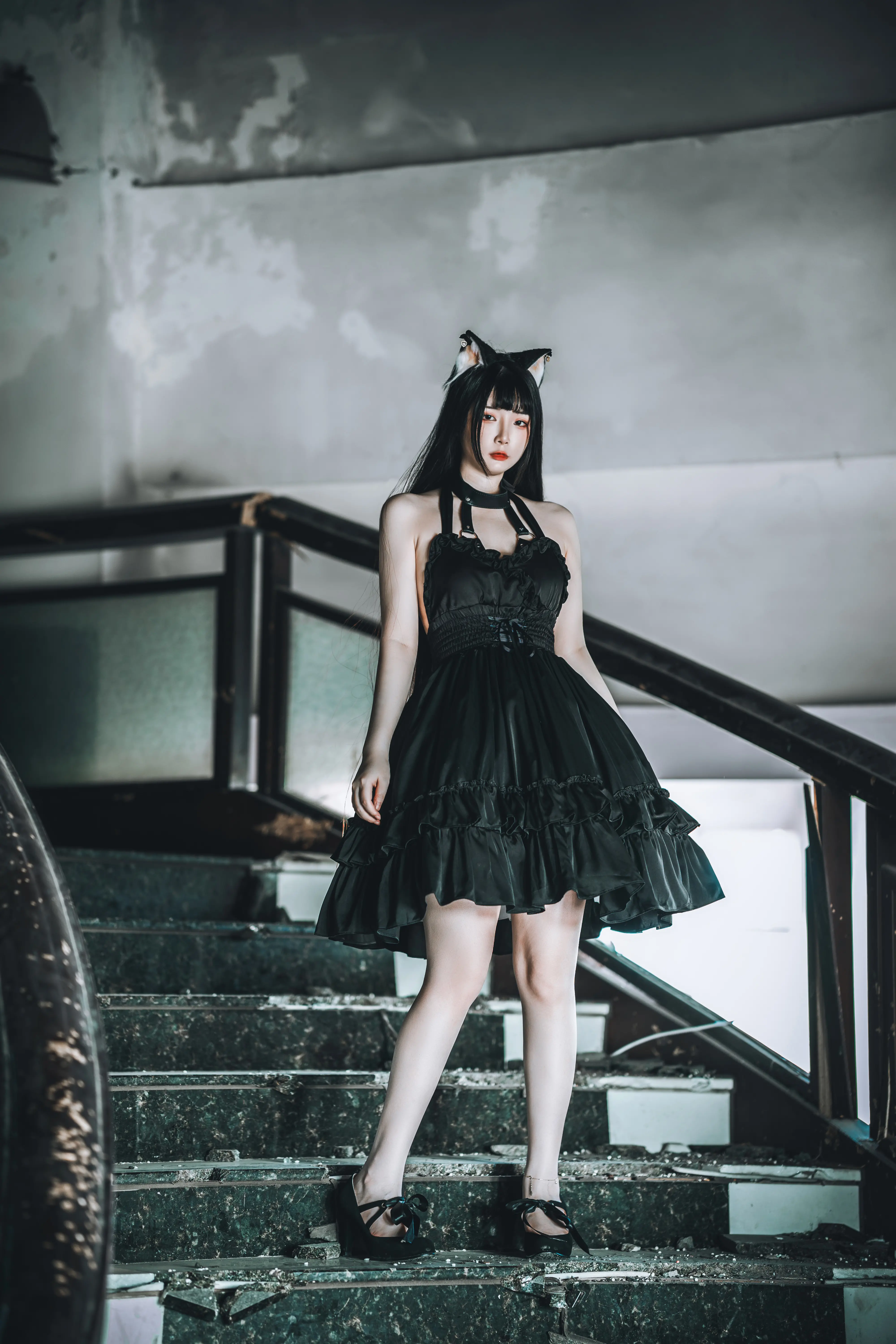 落落Raku – 黒猫のソロダンス-皑雪